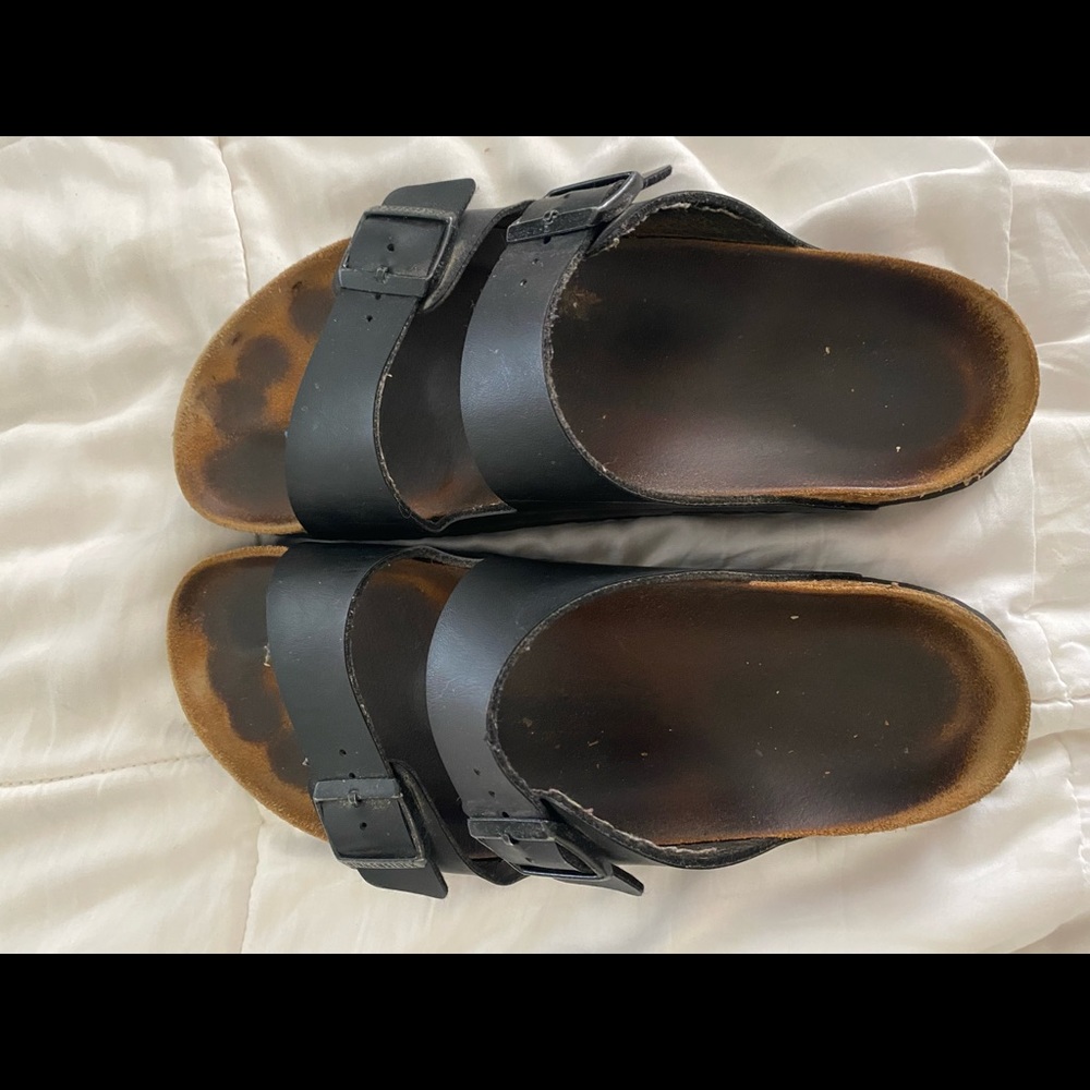 Used sz 43 men’s Birkenstock’s